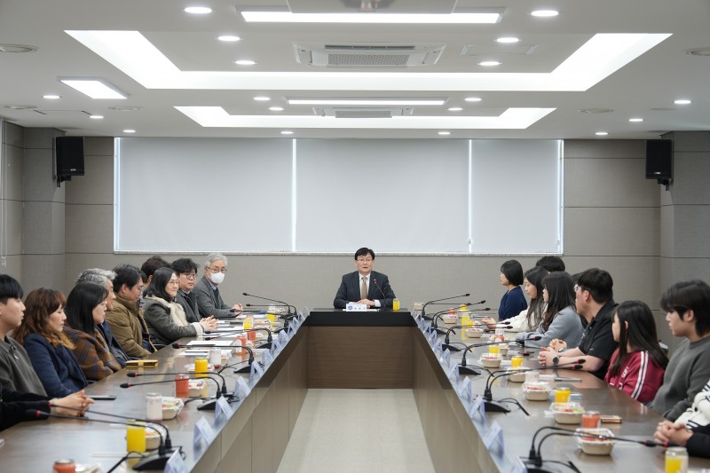 우수대학원생 시상식 (2).jpg